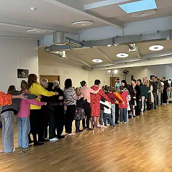 KULTŪRORIENTĀCIJAS KURSI UN IEKĻAUŠANĀS PASĀKUMI UKRAINAS CIVILIEDZĪVOTĀJIEM 2024.gadā