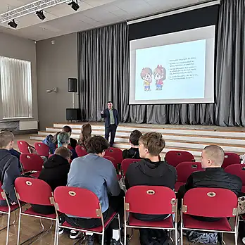 Iniciatīva "Paša aizvērtās durvis"